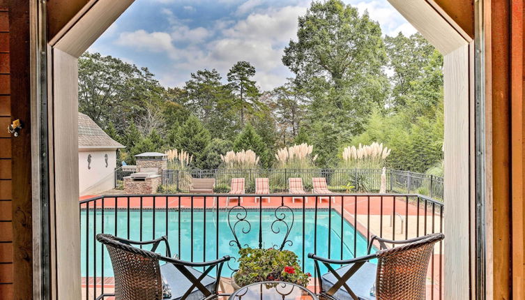 Foto 1 - Lake Allatoona Area Studio w/ Pool and Views