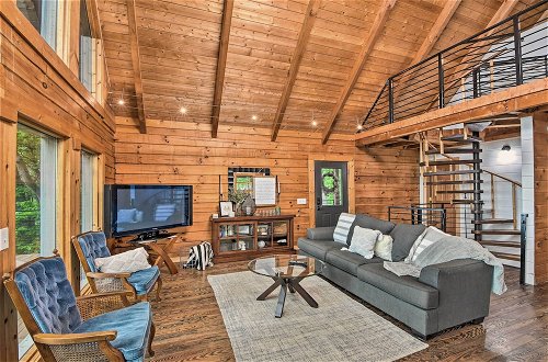 Photo 19 - Luxe Jasper Cabin w/ Deck + Blue Ridge Mtn Views