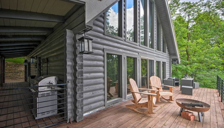 Photo 1 - Luxe Jasper Cabin w/ Deck + Blue Ridge Mtn Views