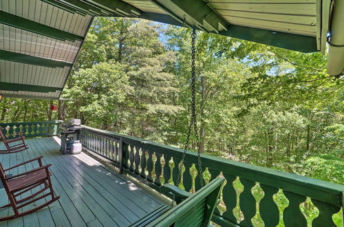 Photo 19 - Serene Sky Valley Family Chalet w/ Fireplace