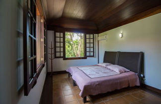 Foto 3 - Casa com Cinco Quartos Pé na Areia