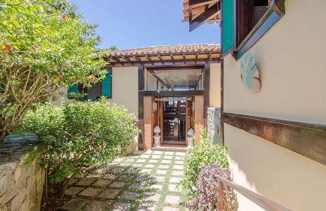 Casa com Cinco Quartos Pé na Areia - Foto 60