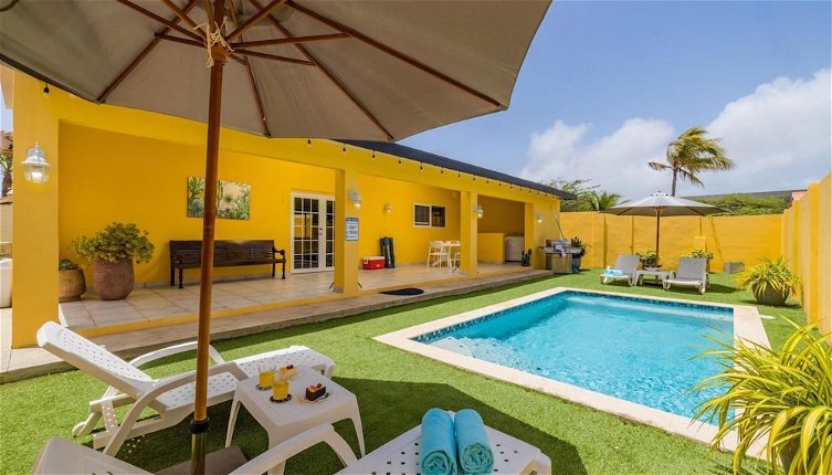 Foto 1 - Cheerful Caribbean Villa w Private Pool 3BR
