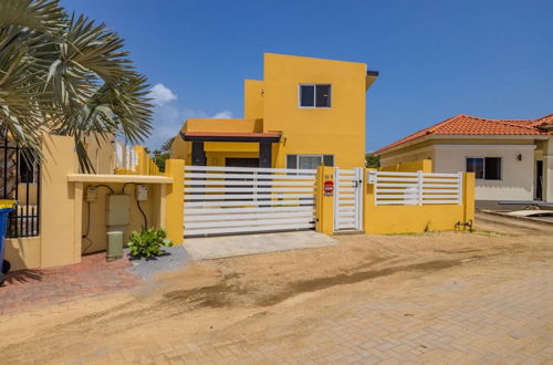 Foto 7 - Cheerful Caribbean Villa w Private Pool 3BR