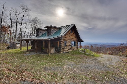 Photo 4 - Remote Escape: Vermont Cabin w/ Mountaintop Views