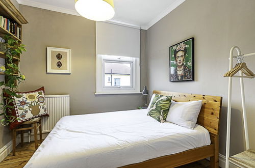 Photo 10 - Beautiful Three Bed Abode Near Dollis Hill