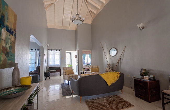 Rustic Raspuru - Photo 16