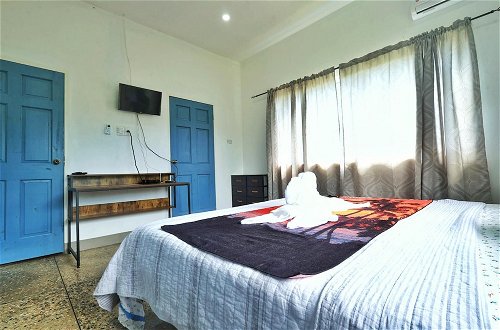 Photo 6 - Inviting 3-bed Apt in Whim Estate- Nearscarborough