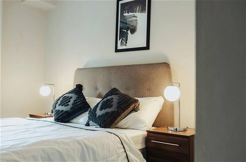 Photo 5 - Stunning 2-bed Apartment in Birmingham