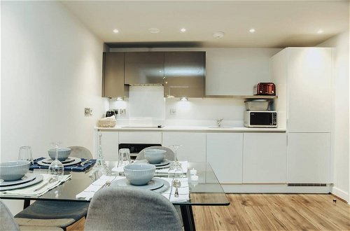 Foto 6 - Stunning 2-bed Apartment in Birmingham