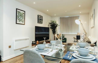 Photo 1 - Stunning 2-bed Apartment in Birmingham