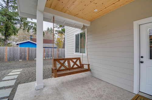 Photo 19 - Westport Home w/ Hot Tub: 2 Blocks to Beach