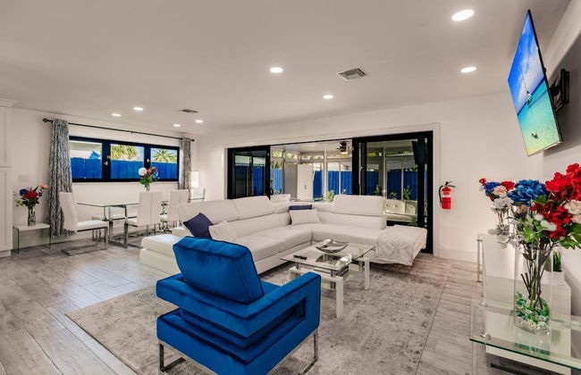 Modern Spacious Home With Pool Jacuzzi - Foto 2