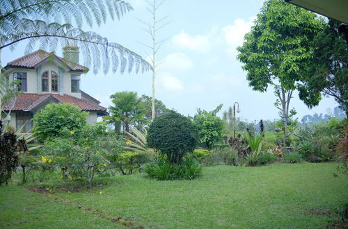 Photo 22 - Villa ChavaMinerva Hanni Ciater with Pool