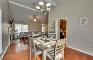 Photo 3 - Baton Rouge Condo w/ Balcony, Fireplace & Pool