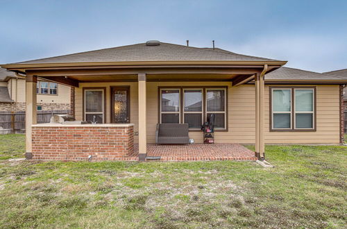 Photo 29 - Lovely Richmond Home w/ Outdoor Kitchen & Grill