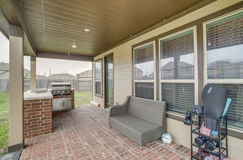 Photo 27 - Lovely Richmond Home w/ Outdoor Kitchen & Grill