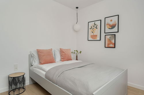 Photo 5 - Elegant Apartment in Poznan by Renters