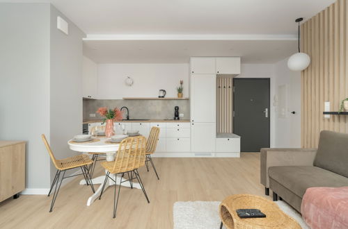 Photo 9 - Elegant Apartment in Poznan by Renters