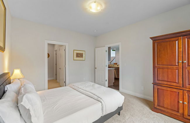 Serenity Shores in Kenmore - Foto 3