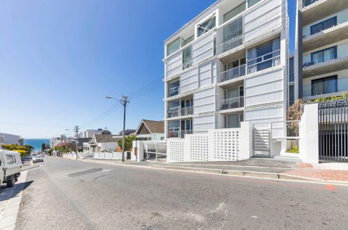 Photo 21 - Seaside Studio Apartment, 9 Mins to Queens Beach