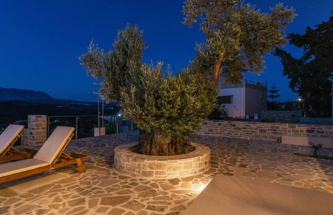 Villa Ida With Pool in Kamilari - Photo 14