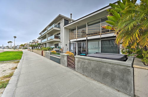 Photo 5 - Chic Condo w/ Shared Hot Tub on Mission Bay