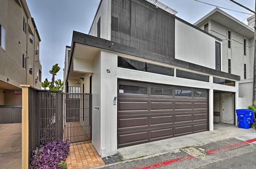 Photo 4 - Chic Condo w/ Shared Hot Tub on Mission Bay