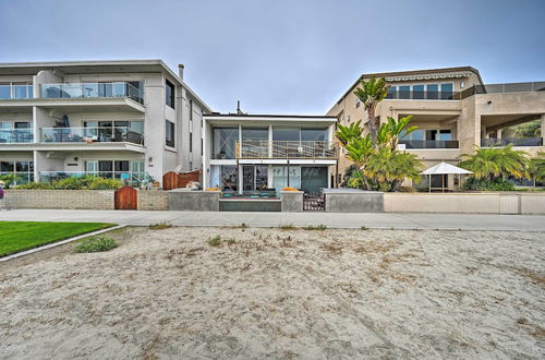 Photo 2 - Chic Condo w/ Shared Hot Tub on Mission Bay