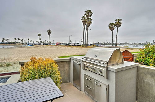 Photo 18 - Chic Condo w/ Shared Hot Tub on Mission Bay