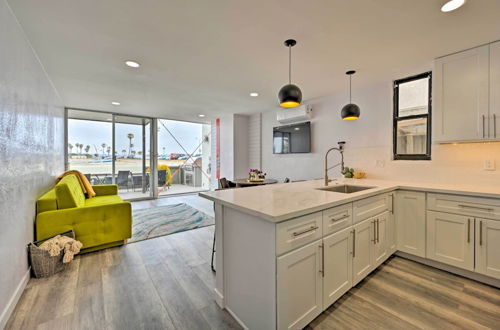 Photo 24 - Chic Condo w/ Shared Hot Tub on Mission Bay