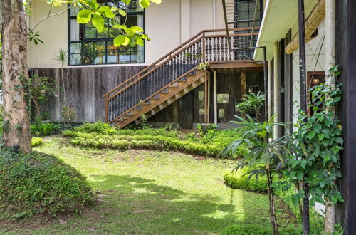 Photo 41 - Heavenly 5-bedroom Family Villa in Tranquil Area of Ubud