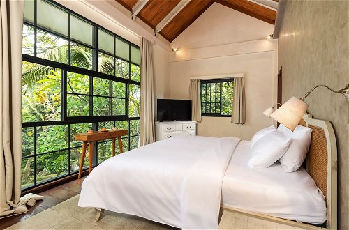 Foto 6 - Heavenly 5-bedroom Family Villa in Tranquil Area of Ubud