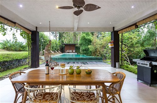Foto 36 - Heavenly 5-bedroom Family Villa in Tranquil Area of Ubud