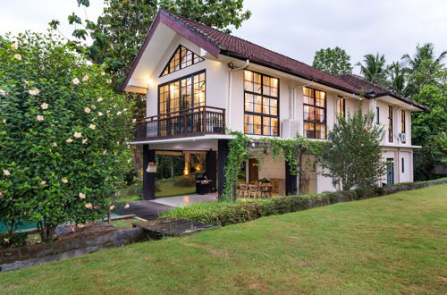 Foto 44 - Heavenly 5-bedroom Family Villa in Tranquil Area of Ubud