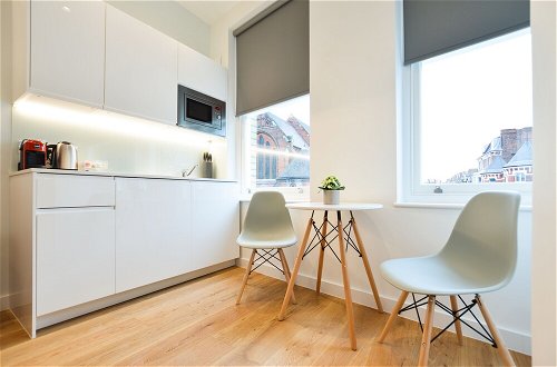 Foto 25 - West Hampstead Serviced Apartments by Concept Apartments