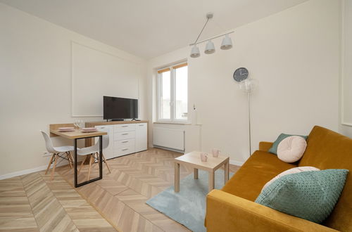 Photo 12 - Comfortable Studio in Wrocław by Renters