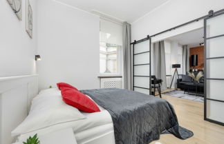 Foto 3 - Grey and Red Apartment by Renters