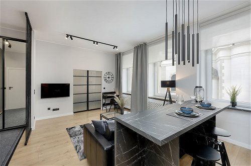 Photo 18 - Grey and Red Apartment by Renters