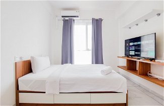 Photo 1 - Restful And Cozy Studio Sky House Alam Sutera Apartment