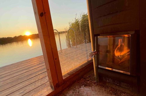 Photo 9 - Modern apartment with lake view & sauna