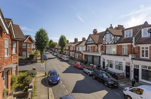 Photo 27 - Immaculate 2-bed Apartment in Hove