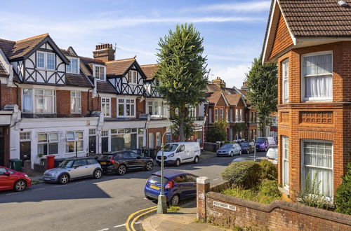 Photo 28 - Immaculate 2-bed Apartment in Hove