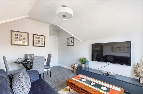 Foto 13 - Immaculate 2-bed Apartment in Hove