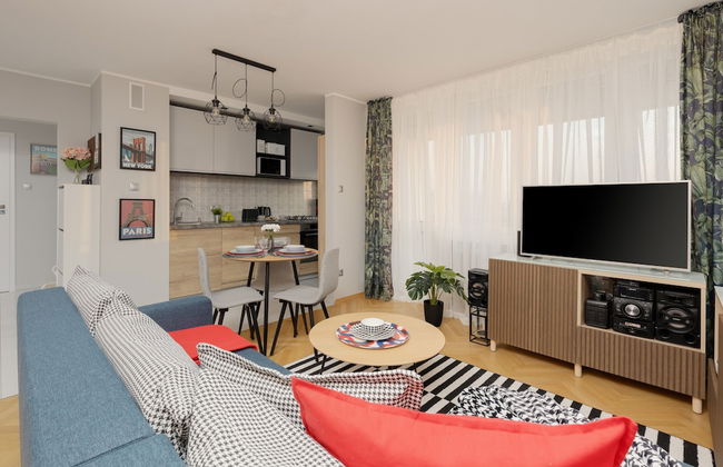 Stylish Apartment in Żoliborz by Renters - Photo 29