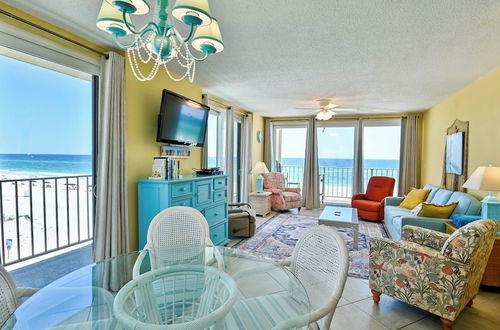 Foto 1 - Oceanfront Oasis Beachfront Condo w/ Views