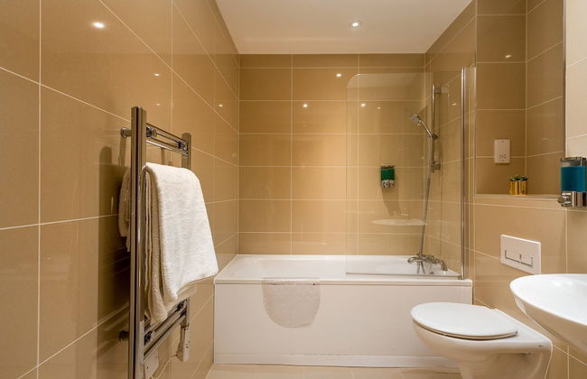 Skyvillion - Tower Point Enfield 2bed Wbalcony - Foto 19