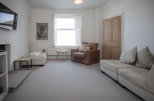 Photo 10 - Norgans Terrace - 3 Bed Holiday Home - Pembroke