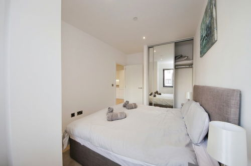 Photo 1 - Solihull Modern Apartments - Seven Stays
