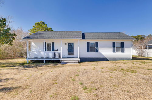 Foto 21 - Charming Beaufort Home w/ Deck + Gas Grill